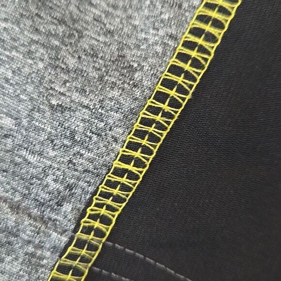 Body Glove Boy Rash Guard Swim Shirt Sun Protection Gray Swimwear Beach Tee - Picture 5 of 10